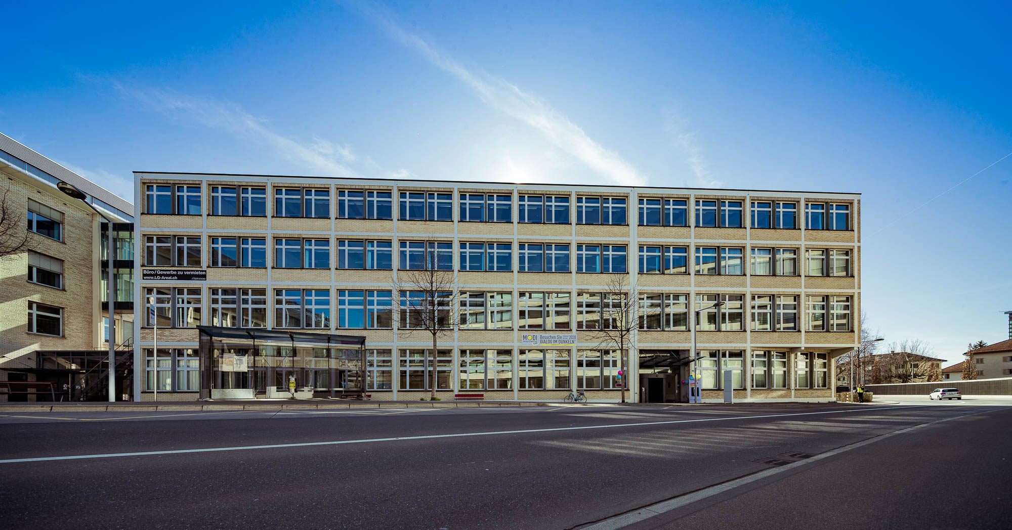 Export x3 1DX23282 Pano Business 2020 Opening MOBI